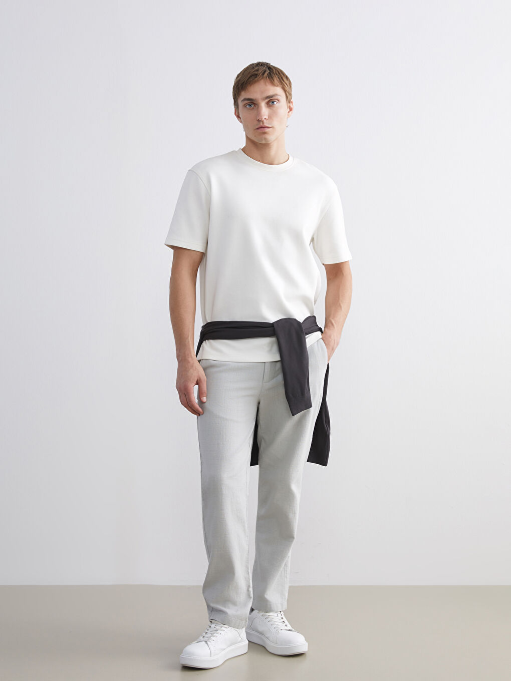 Bej Standart Kalıp Keten Görünümlü Erkek Pantolon