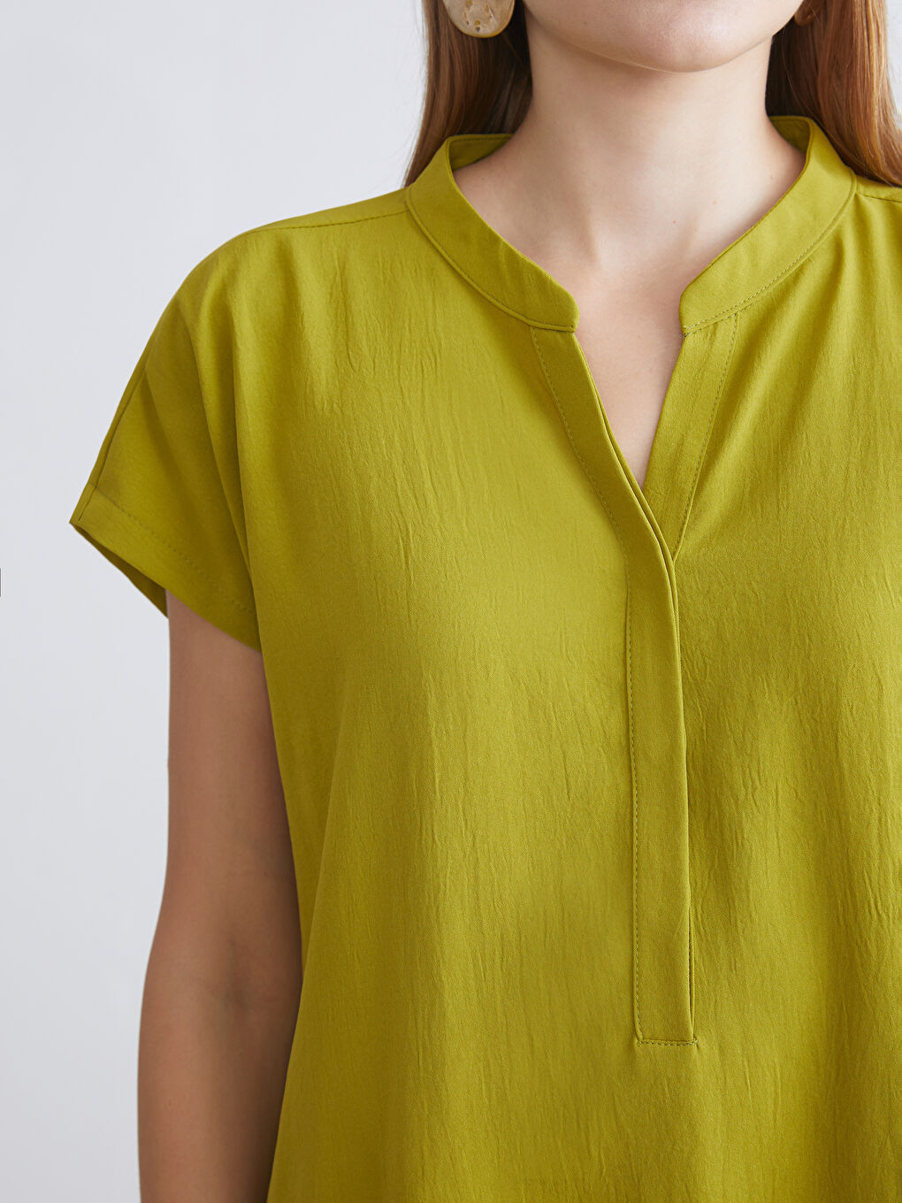 LCWAIKIKI Classic Woman GREEN Blouse -S5S174Z8-QYS