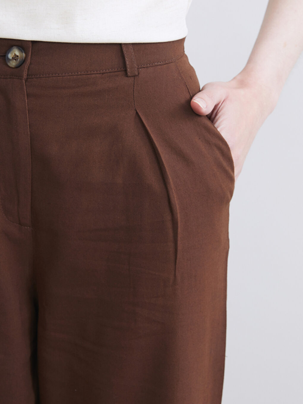 Kahverengi Keten Karışımlı Kadın Pileli Pantolon-2