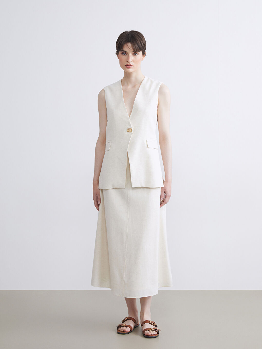 Bej V Yaka Keten Karışımlı Kadın Klasik Yelek-1