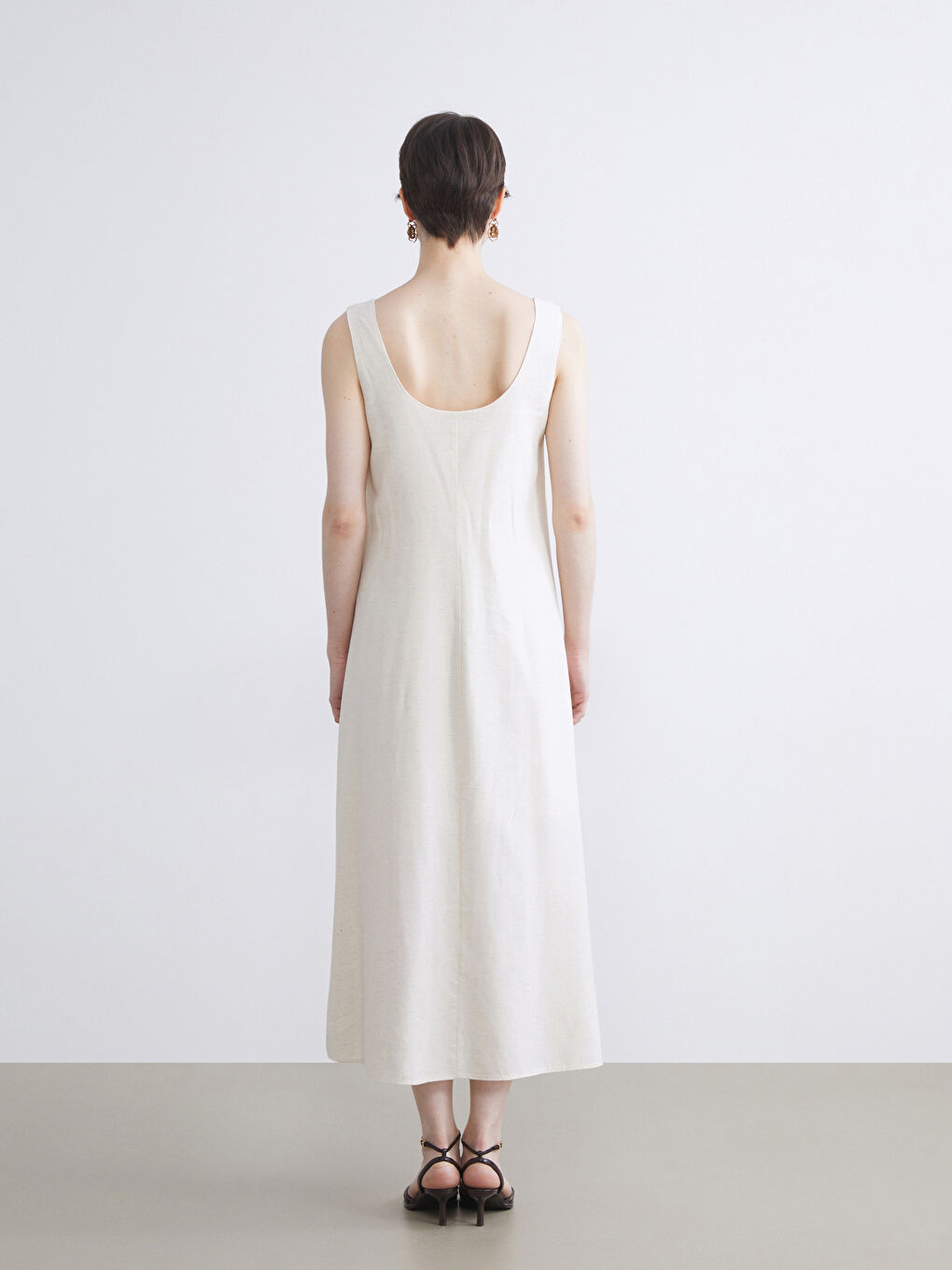 Bej U Yaka A Kesim Keten Karışımlı Elbise-3