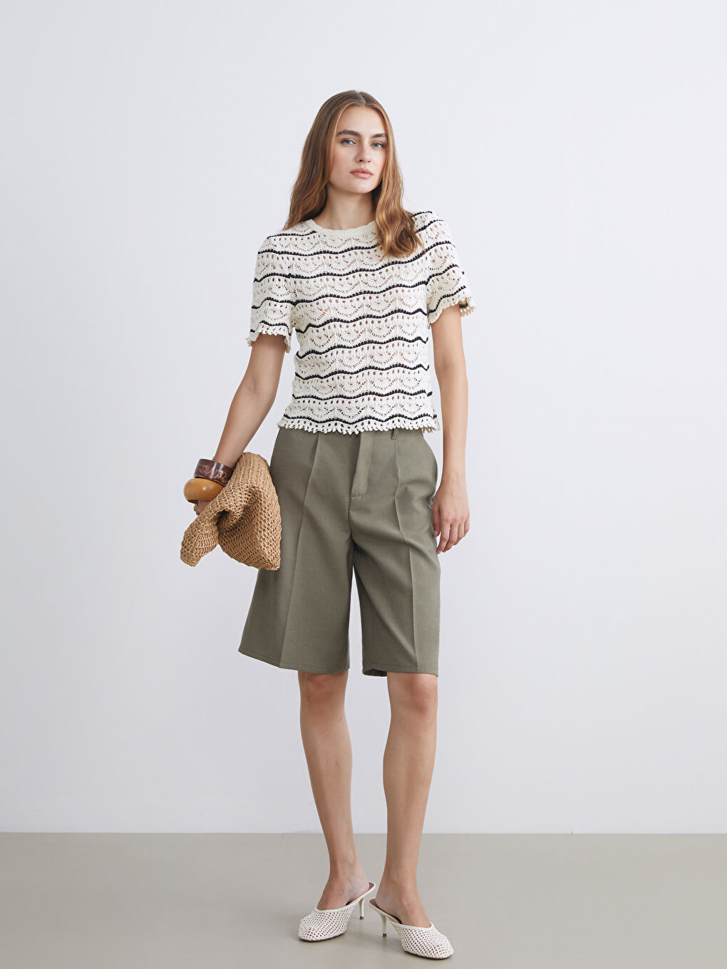 Ekru Bisiklet Yaka Ajurlu Kadın Triko Kazak-1