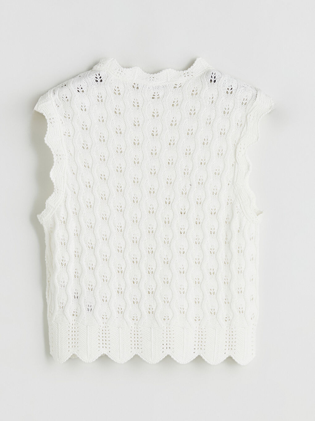 LCWAIKIKI Classic Crew Neck Hole-Knitted Women's Knitwear Sweater Vest -S5S226Z8-R9J