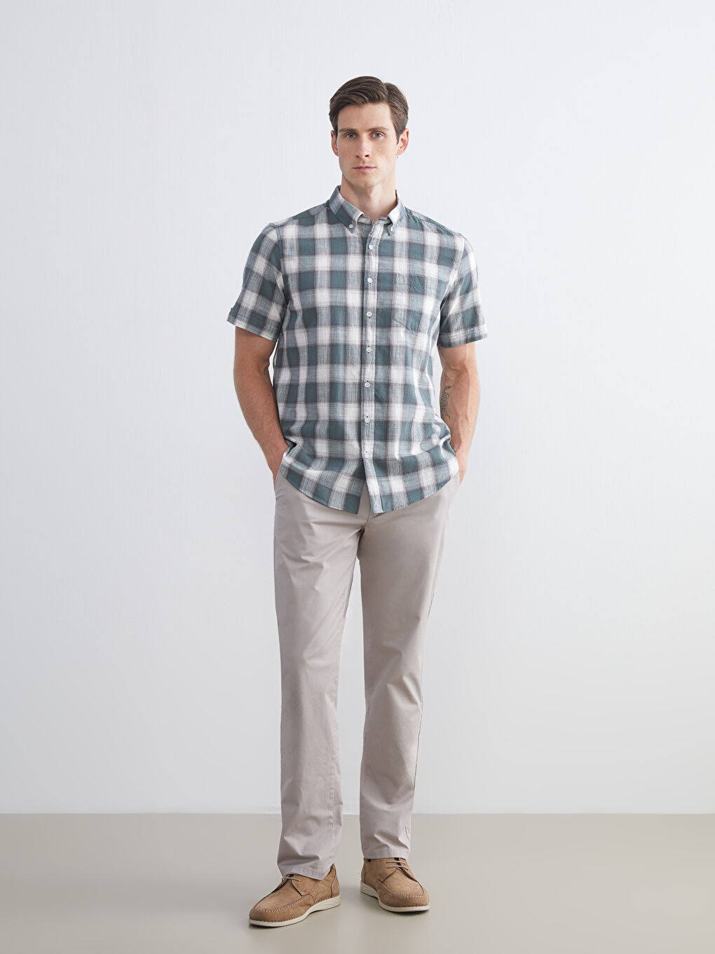 Regular Fit Short Sleeve Plaid Poplin Men's Shirt-1