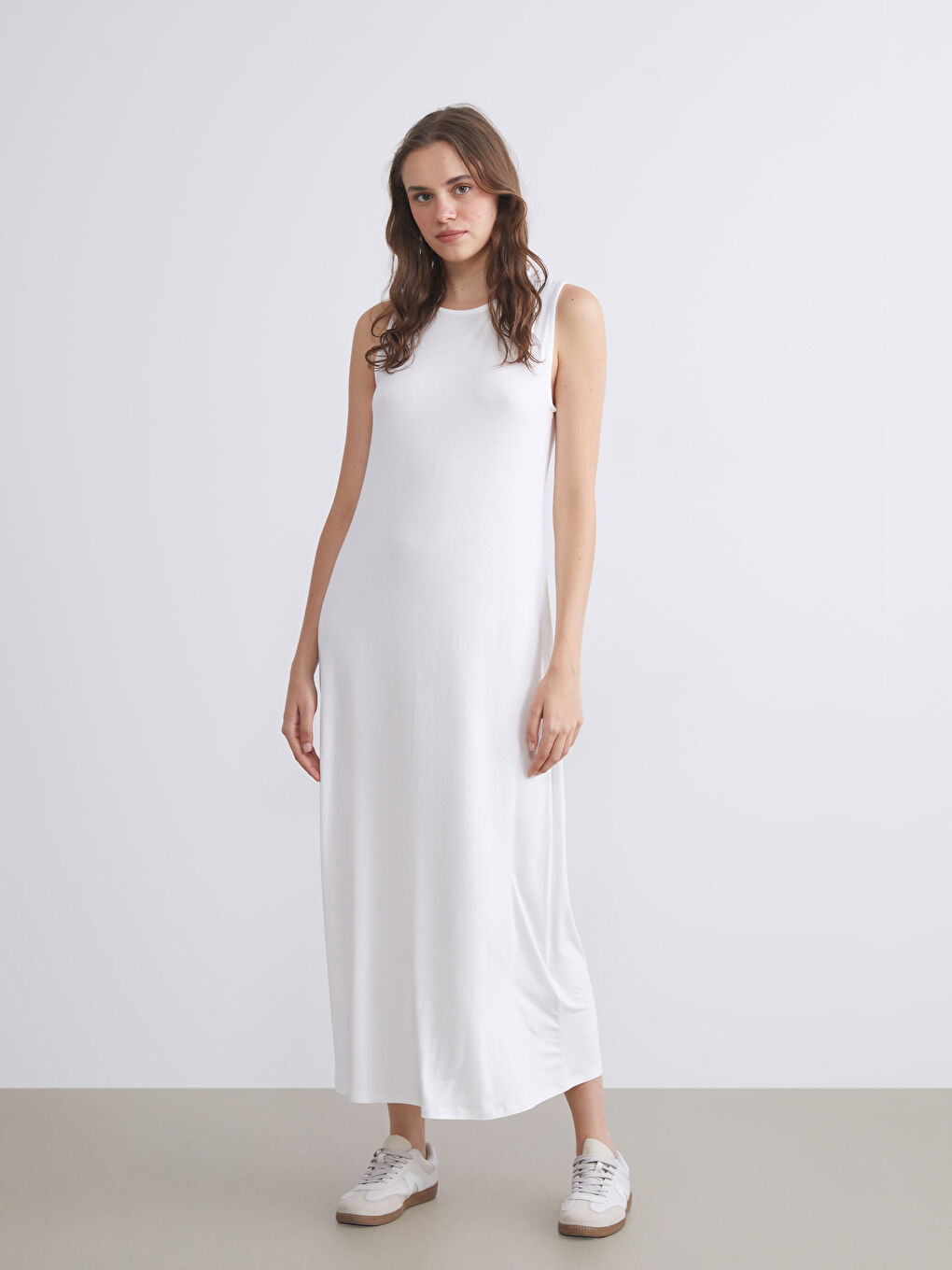 Ekru Bisiklet Yaka Elbise Astarı