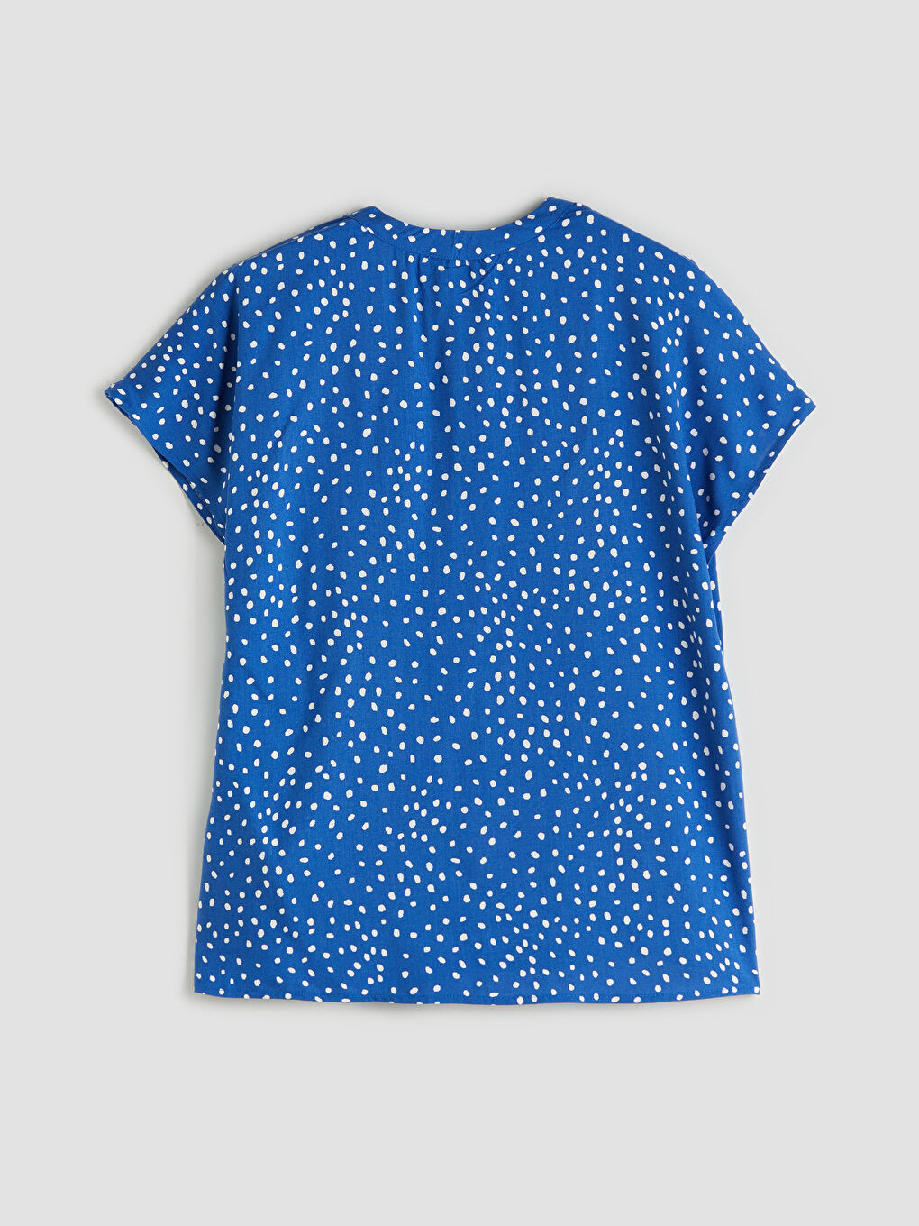 Mavi Kaçık Yaka Puantiyeli Bluz-5