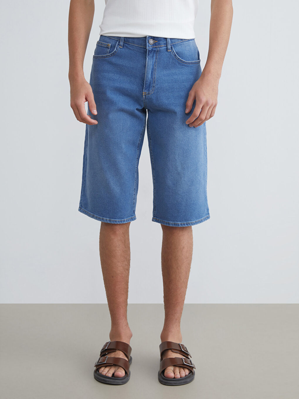 İndigo Standart Kalıp Erkek Jean Şort-1