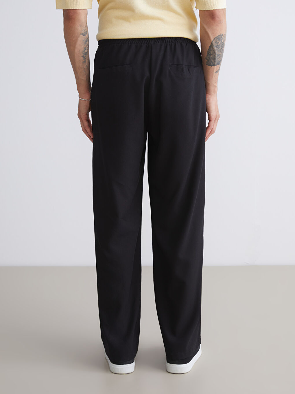 Siyah Rahat Kalıp Erkek Pantolon-3