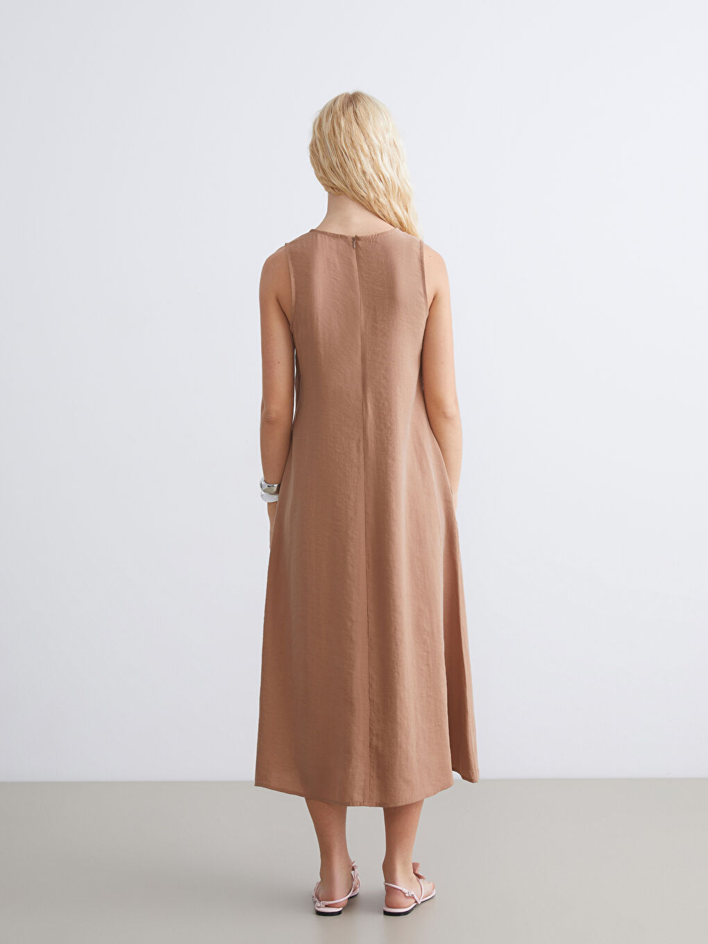 Kahverengi Bisiklet Yaka Modal Karışımlı Elbise-3