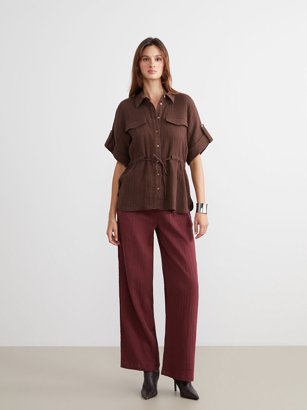 Kahverengi Müslin Kadın Gömlek-1