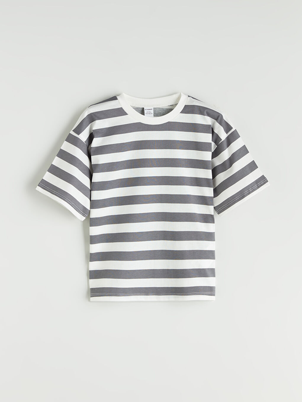 Ekru Bisiklet Yaka Çizgili Erkek Çocuk Tişört