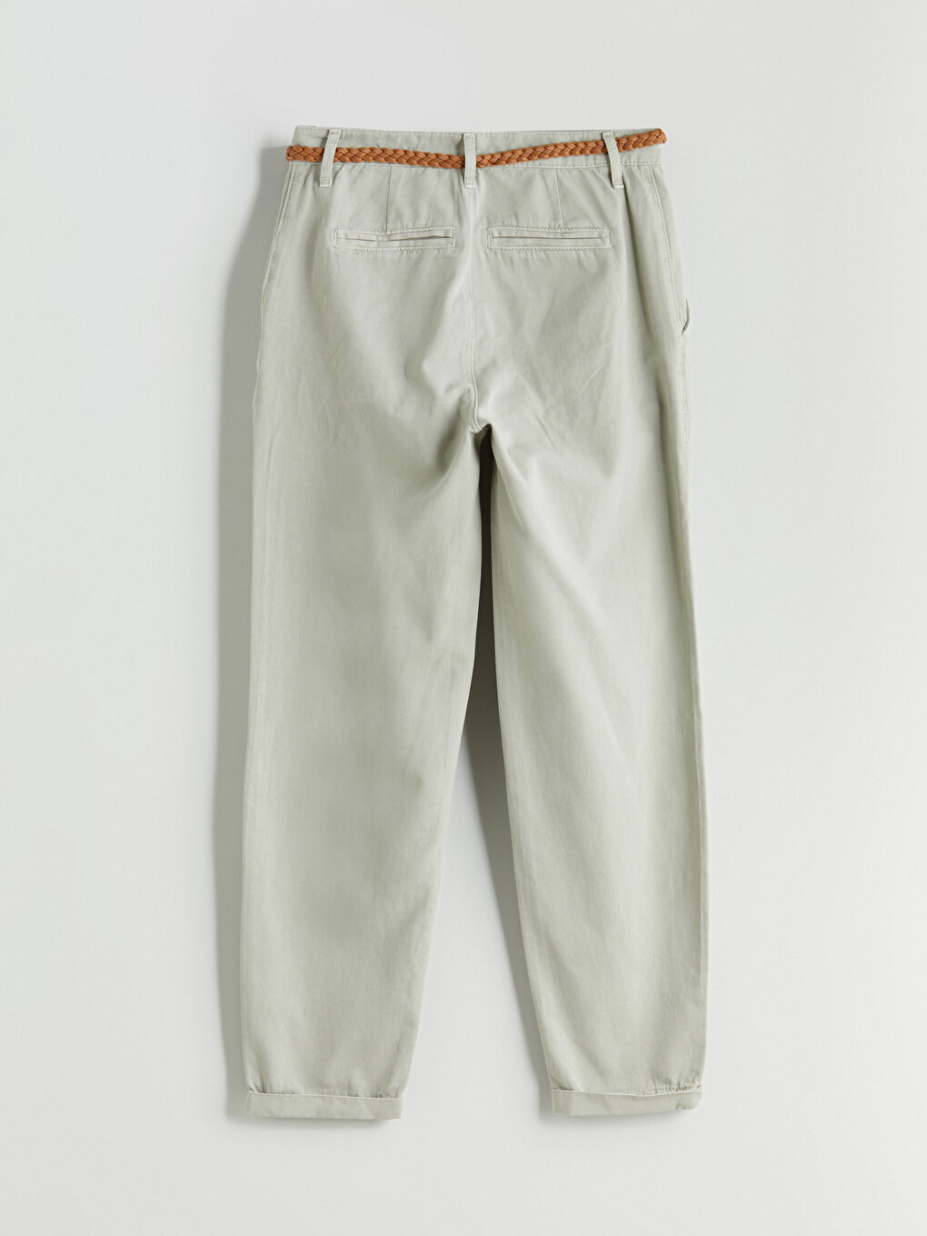 Gri Beli Kemerli Carrot Fit Kadın Jean Pantolon-9