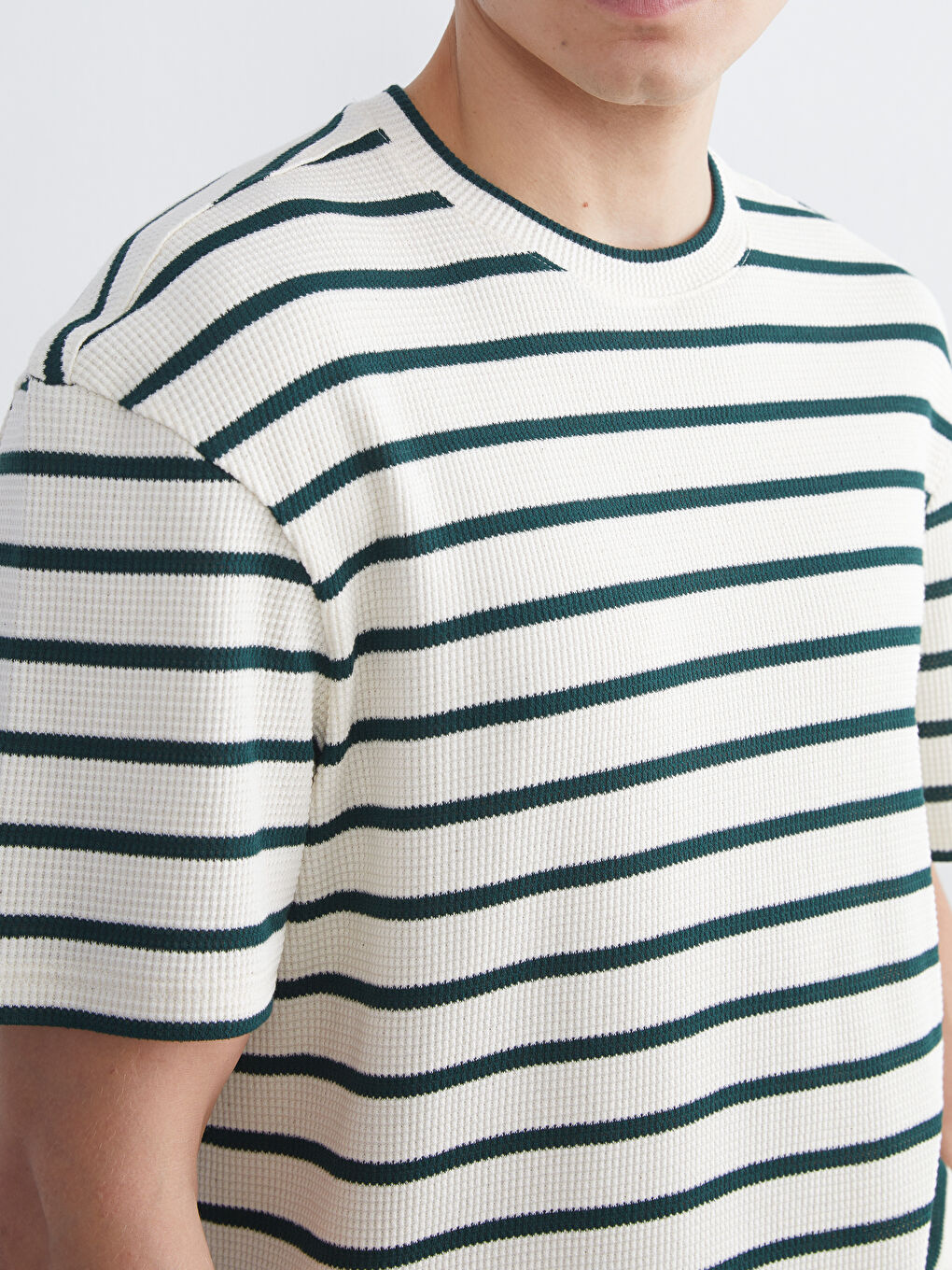 Yeşil Bisiklet Yaka Çizgili Penye Erkek Tişört-2