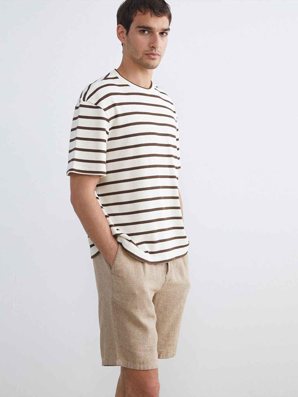 Kahverengi Bisiklet Yaka Çizgili Penye Erkek Tişört