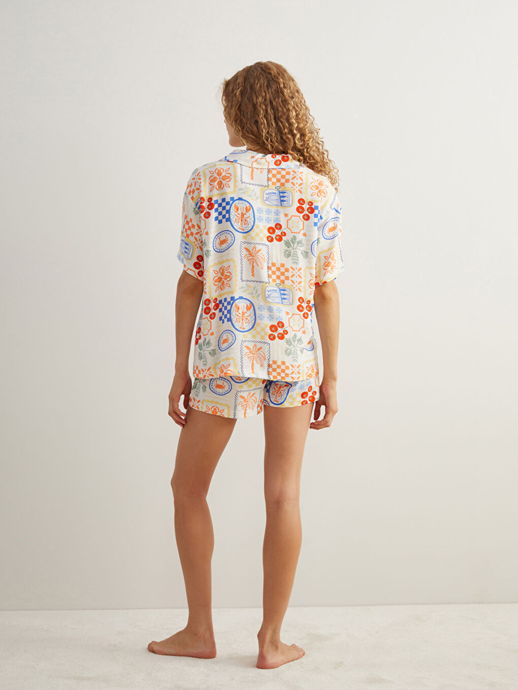 Ekru Gömlek Yaka Desenli Kadın Şortlu Pijama Takımı-3
