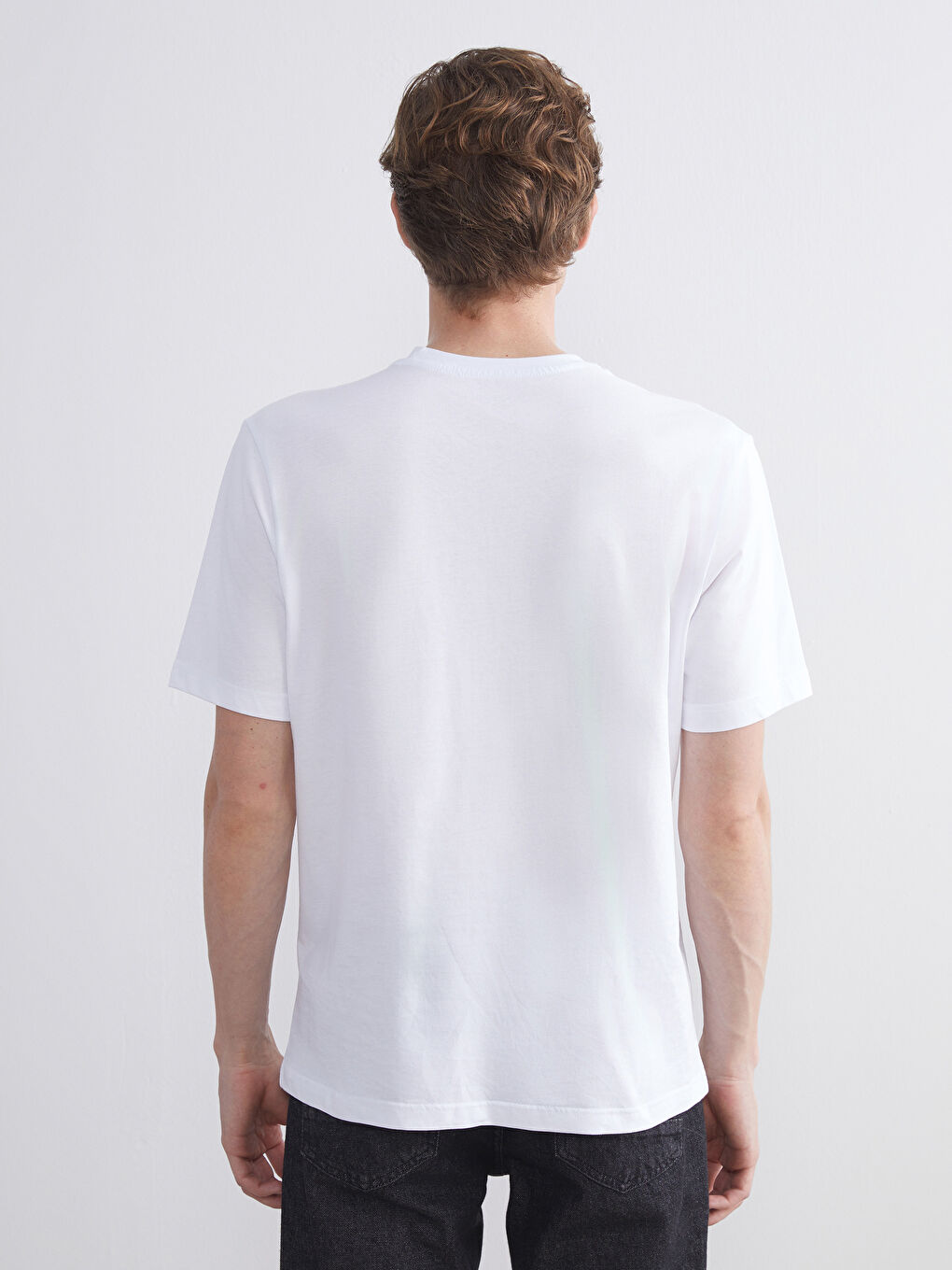 Beyaz Bisiklet Yaka Baskılı Penye Erkek Tişört-3