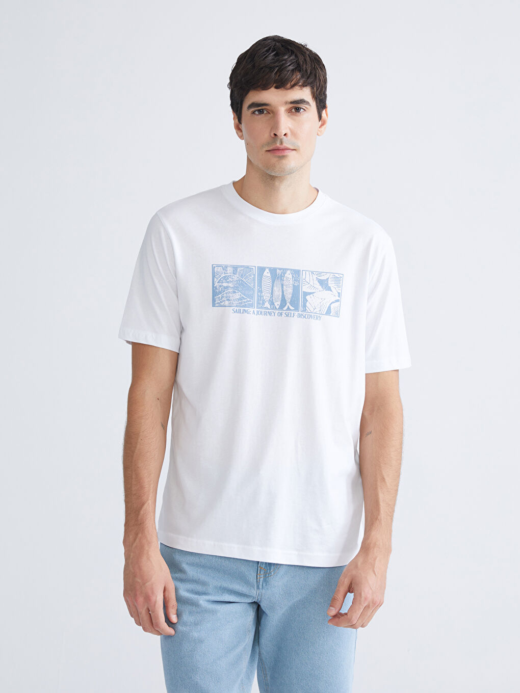 Beyaz Bisiklet Yaka Baskılı Penye Erkek Tişört