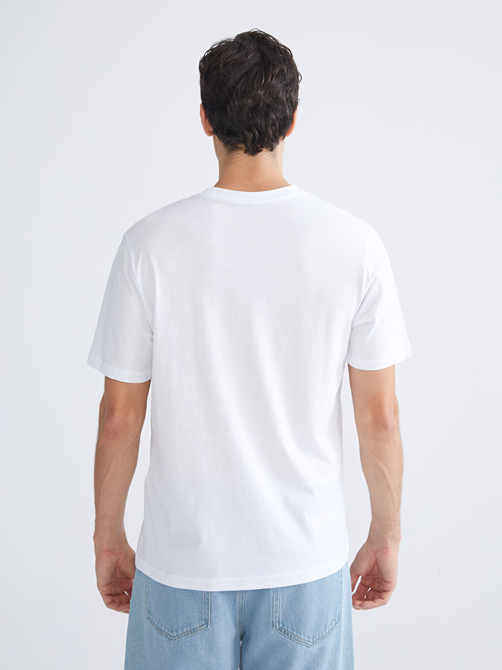 Beyaz Bisiklet Yaka Baskılı Penye Erkek Tişört-3