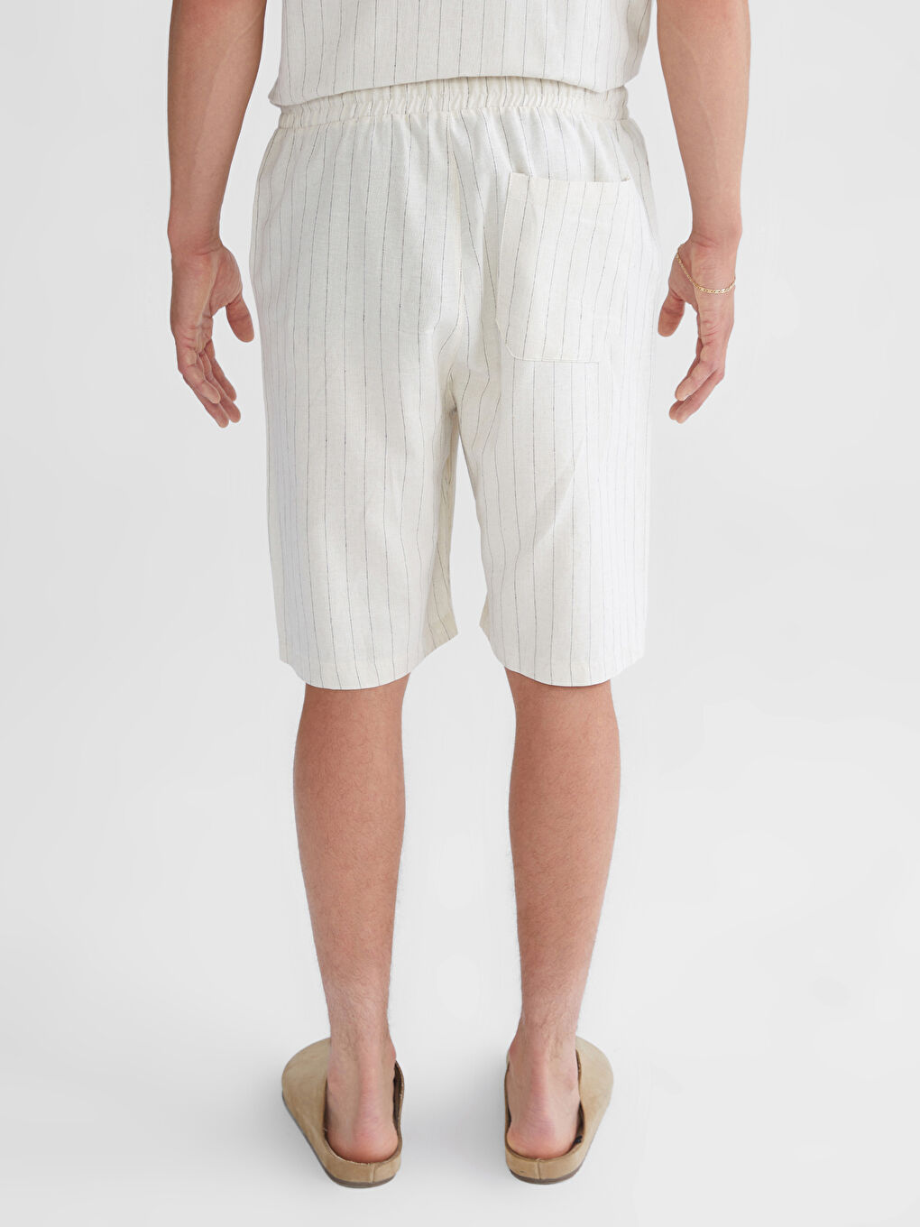 Ekru Rahat Kalıp Erkek Şort-3