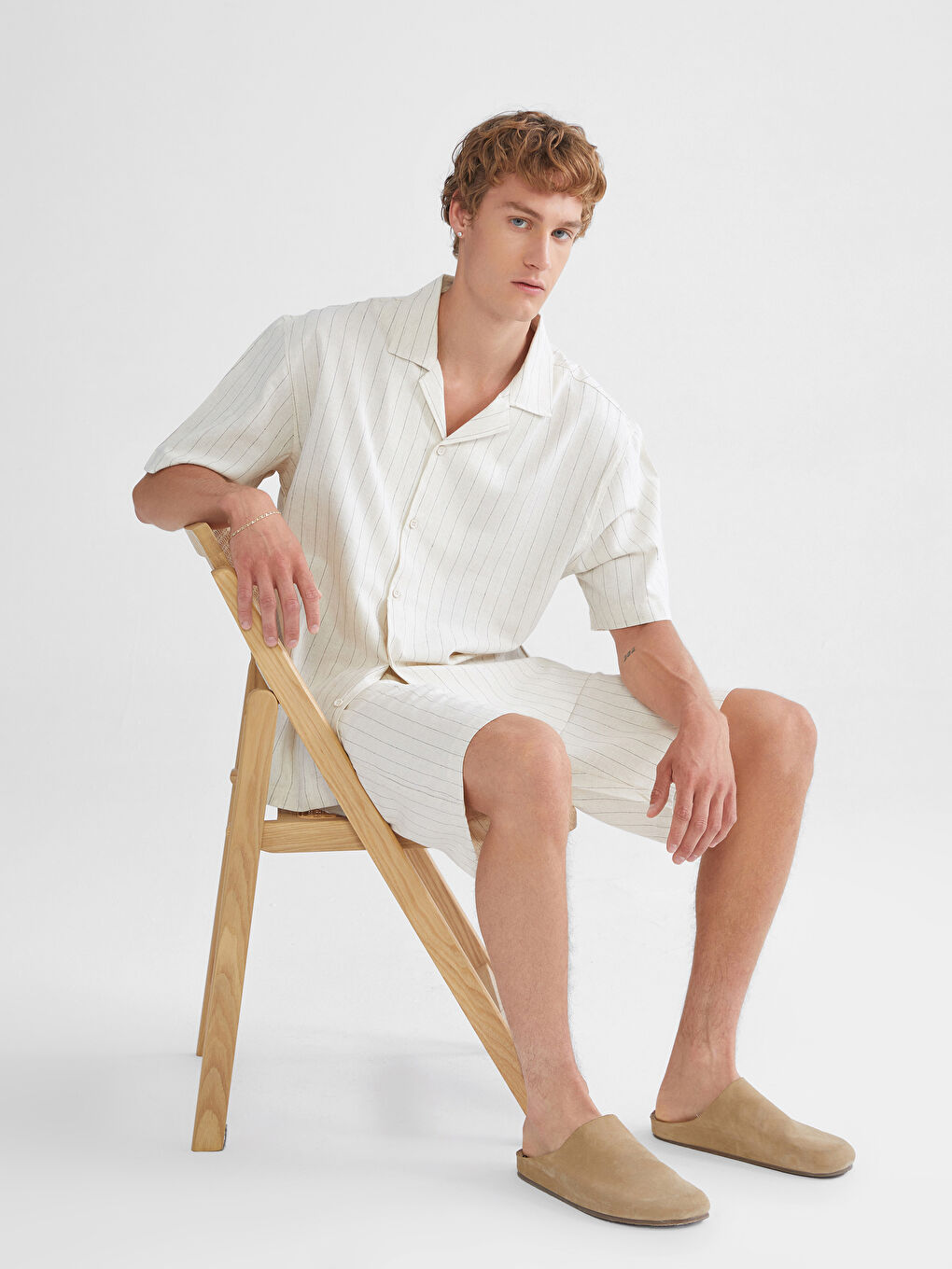 قميص للرجال خليط كتان بياقة ريزورت وقصة عادية مخطط كم قصير