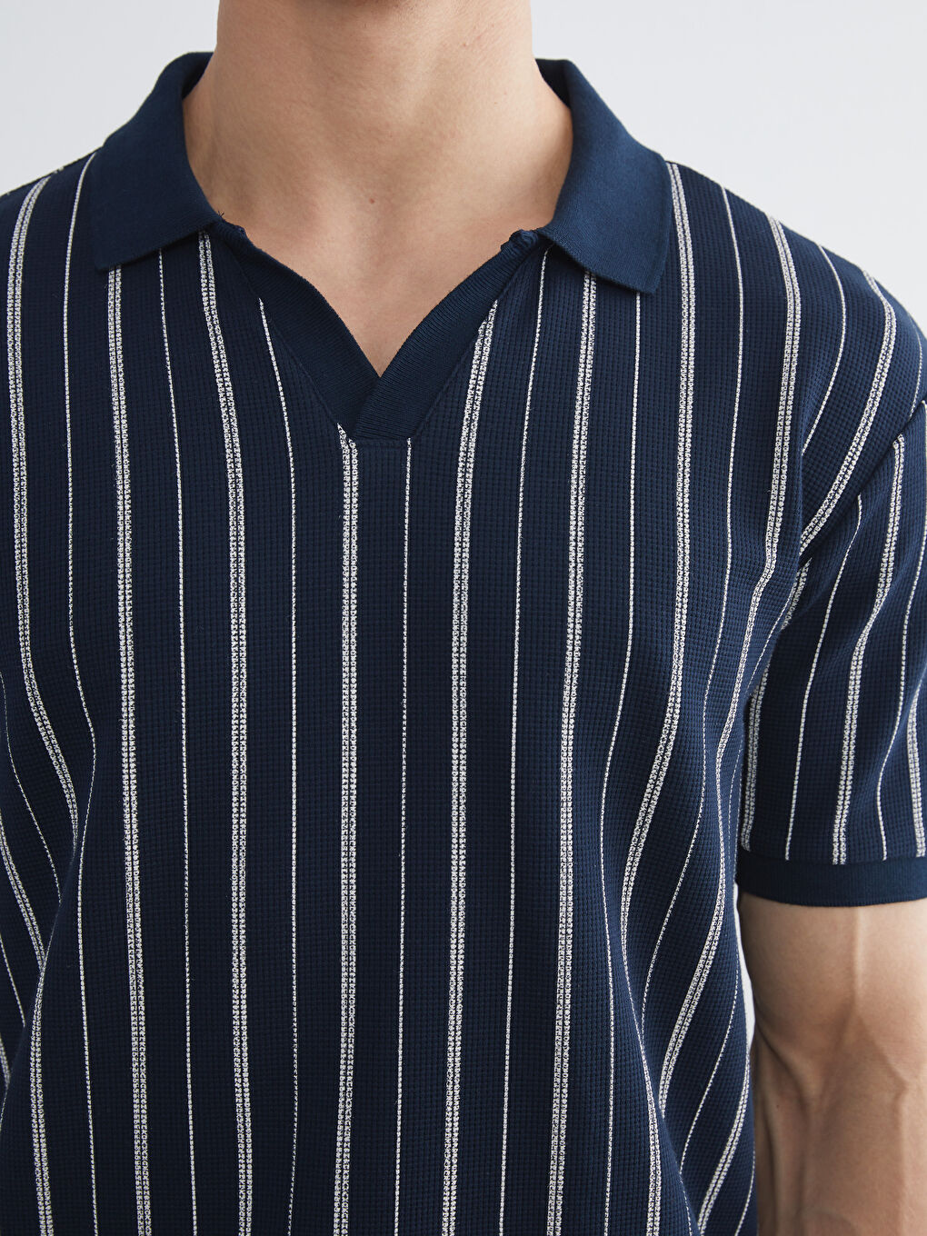 Lacivert Polo Yaka Çizgili Erkek Tişört-2