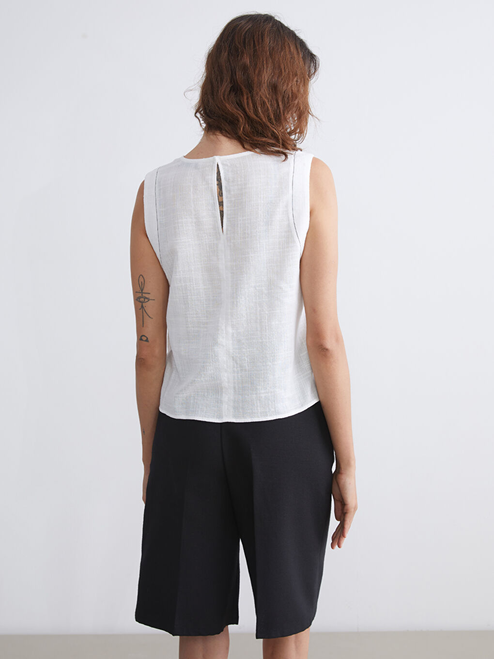 Ekru Bisiklet Yaka Düğmeli Bluz-3