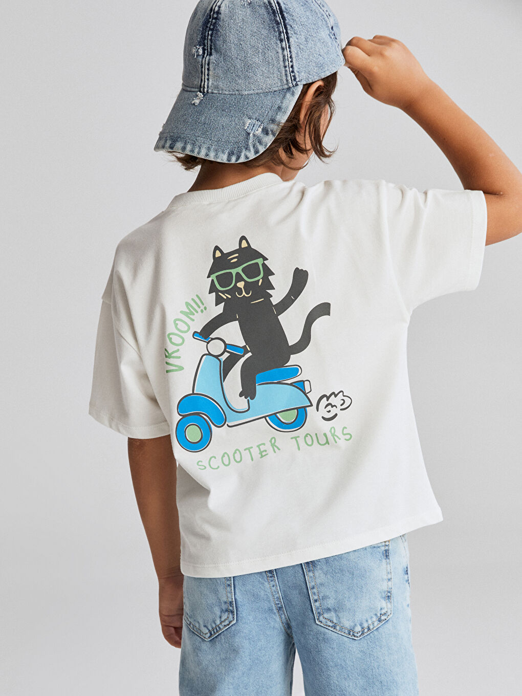 Ekru Bisiklet Yaka Baskılı Erkek Çocuk Tişört-1