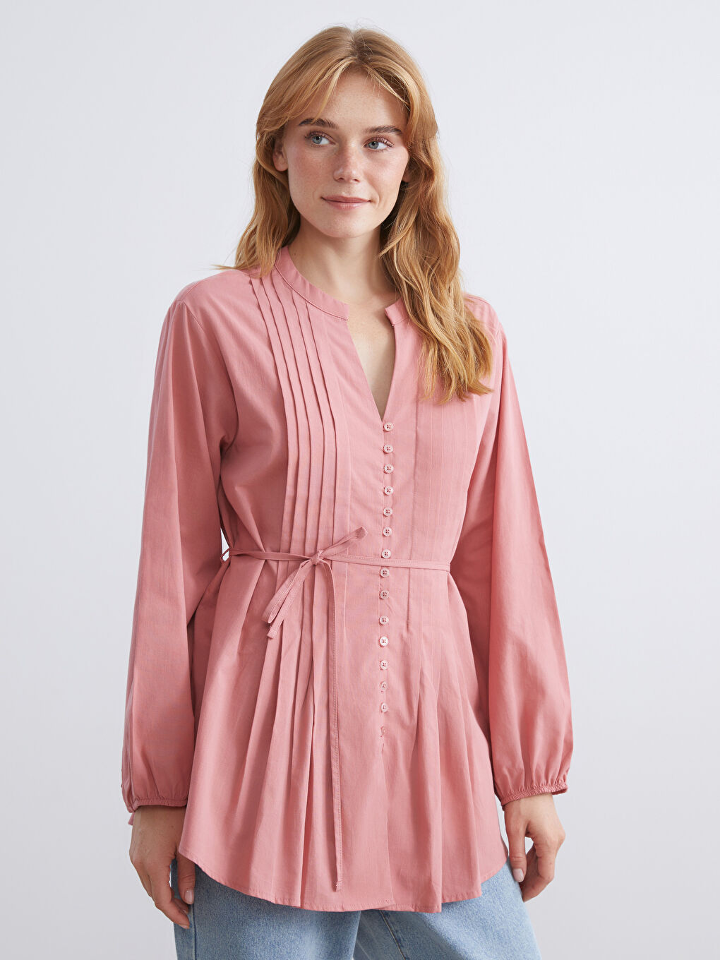 Pembe Kaçık Yaka Pileli Bluz