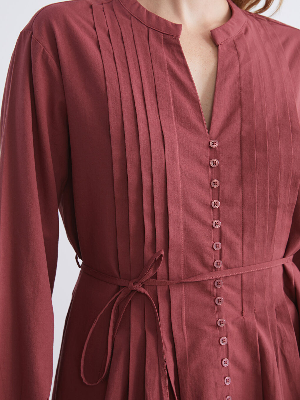 Bordo Kaçık Yaka Pileli Bluz-2