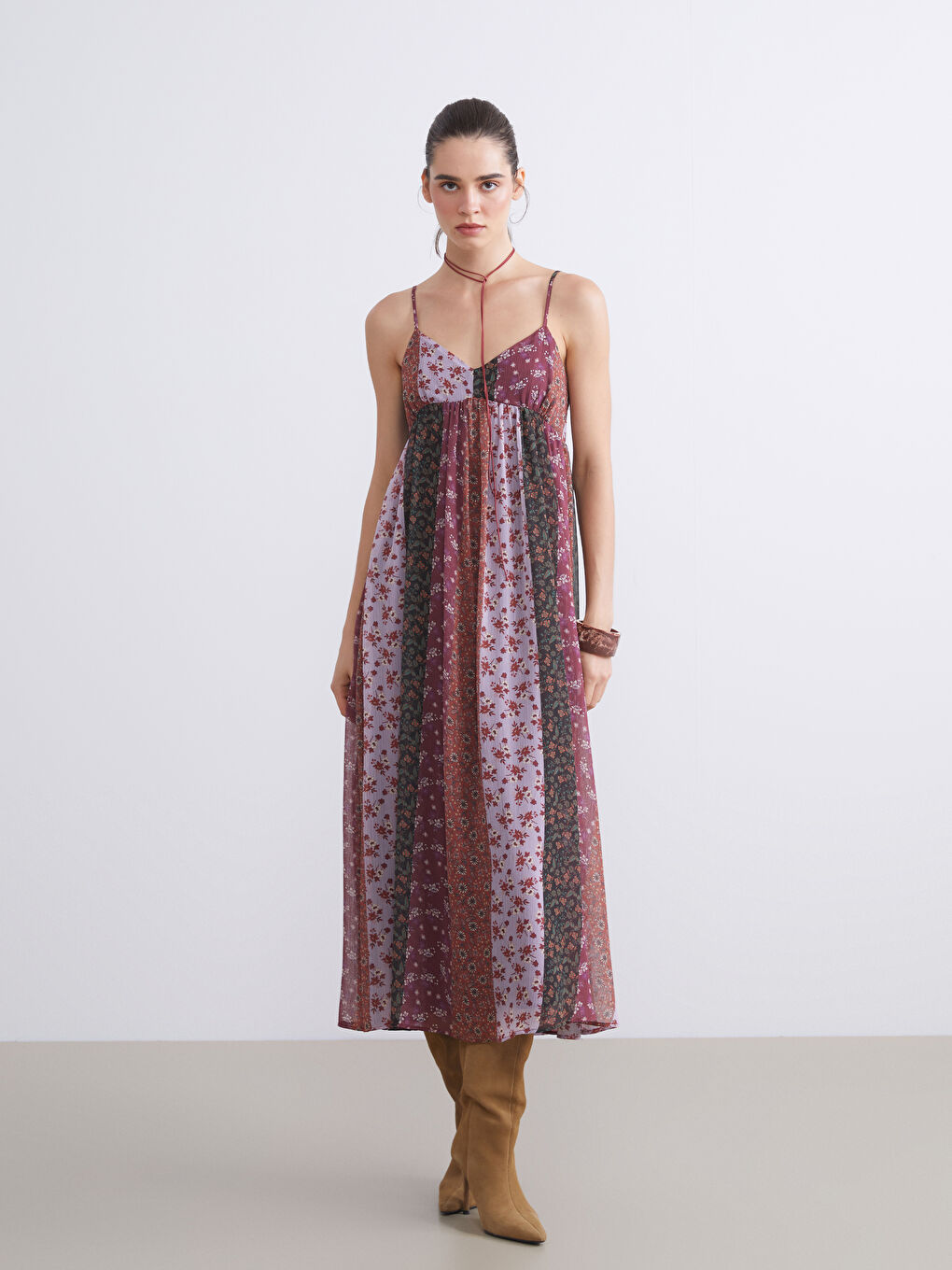 Karışık V Yaka Çiçekli Şifon Elbise-1