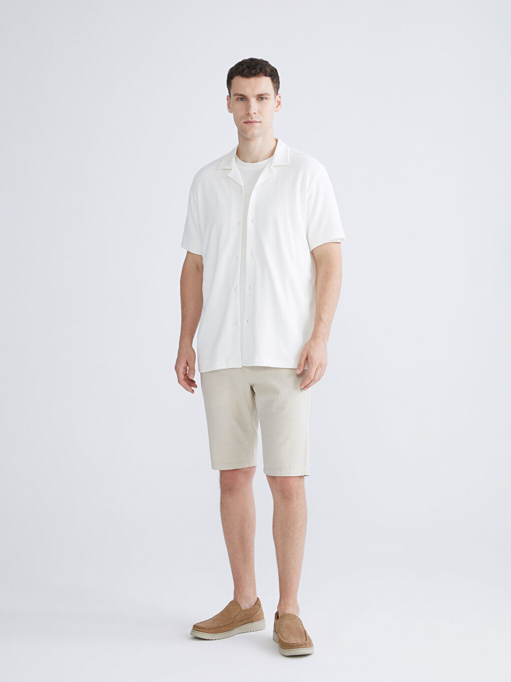 Ekru Regular Fit Resort Yaka Erkek Gömlek-1
