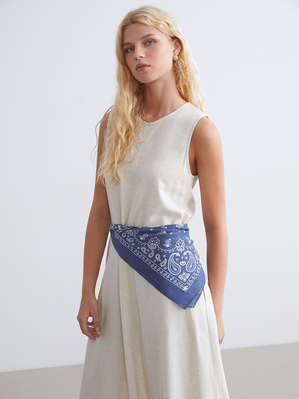 Bej Bisiklet Yaka A Kesim Keten Karışımlı Elbise