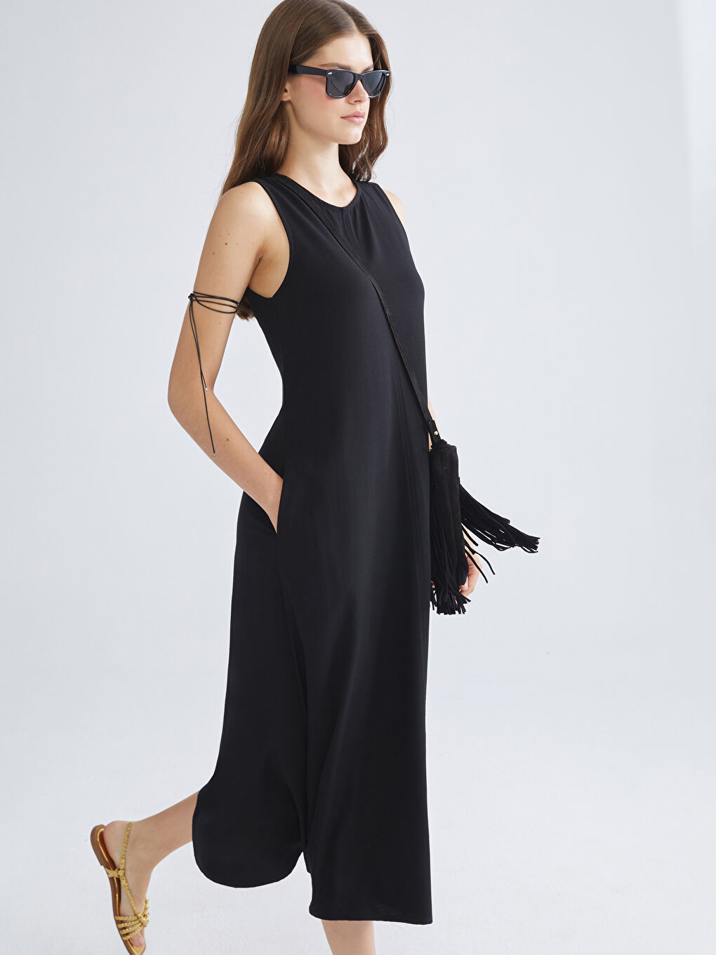 Siyah Bisiklet Yaka A Kesim Keten Karışımlı Elbise