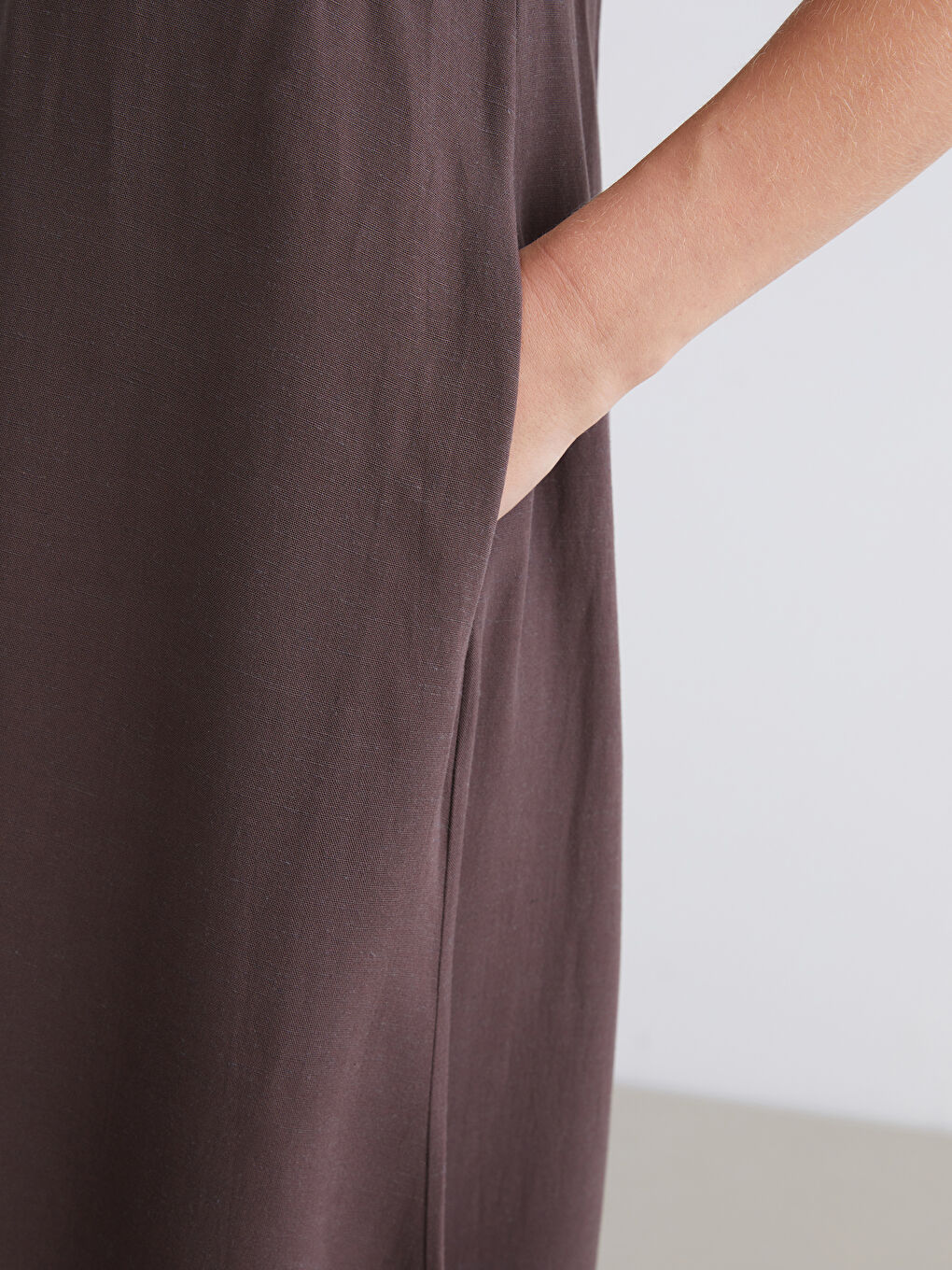 Kahverengi Bisiklet Yaka A Kesim Keten Karışımlı Elbise-2