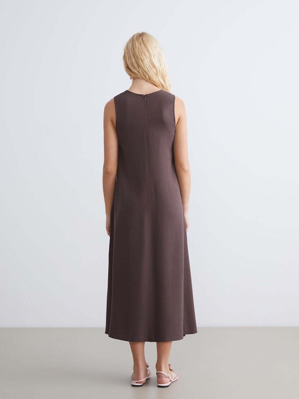 Kahverengi Bisiklet Yaka A Kesim Keten Karışımlı Elbise-3