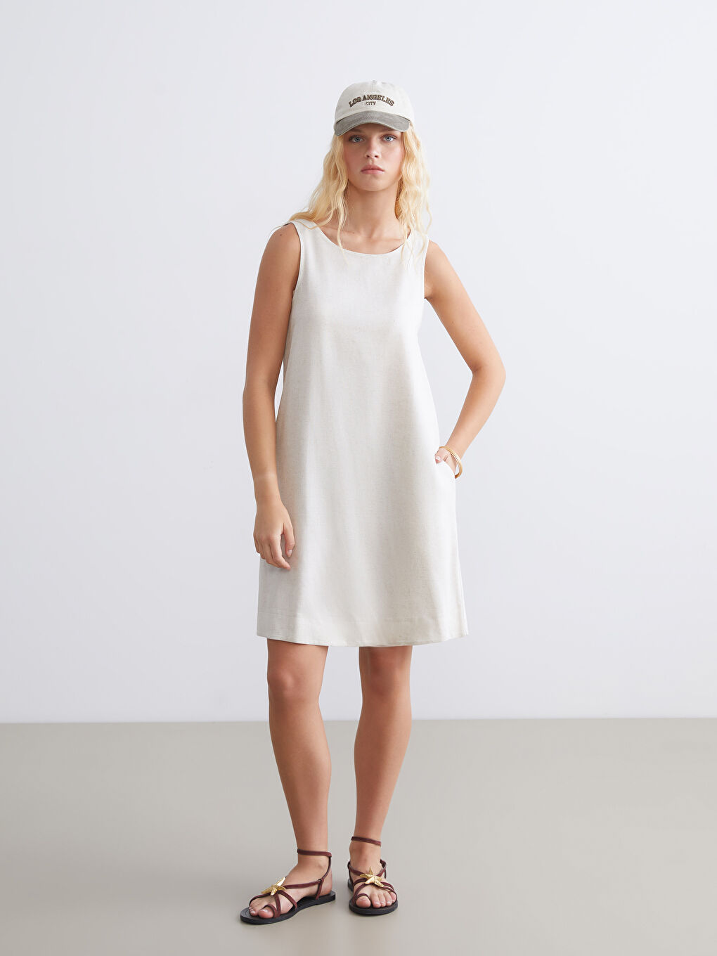 Bej U Yaka A Kesim Keten Karışımlı Elbise-1