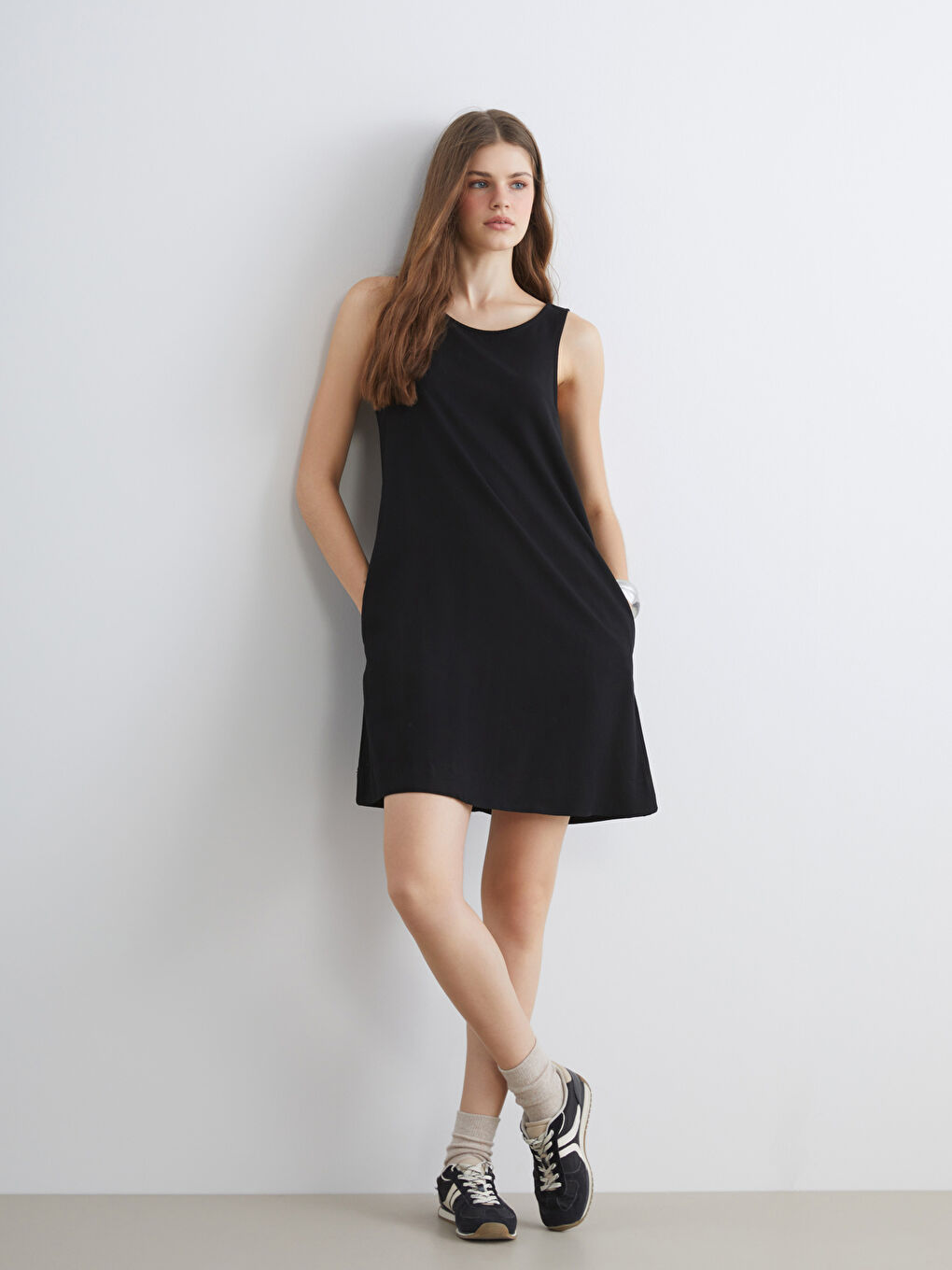 Siyah U Yaka A Kesim Keten Karışımlı Elbise