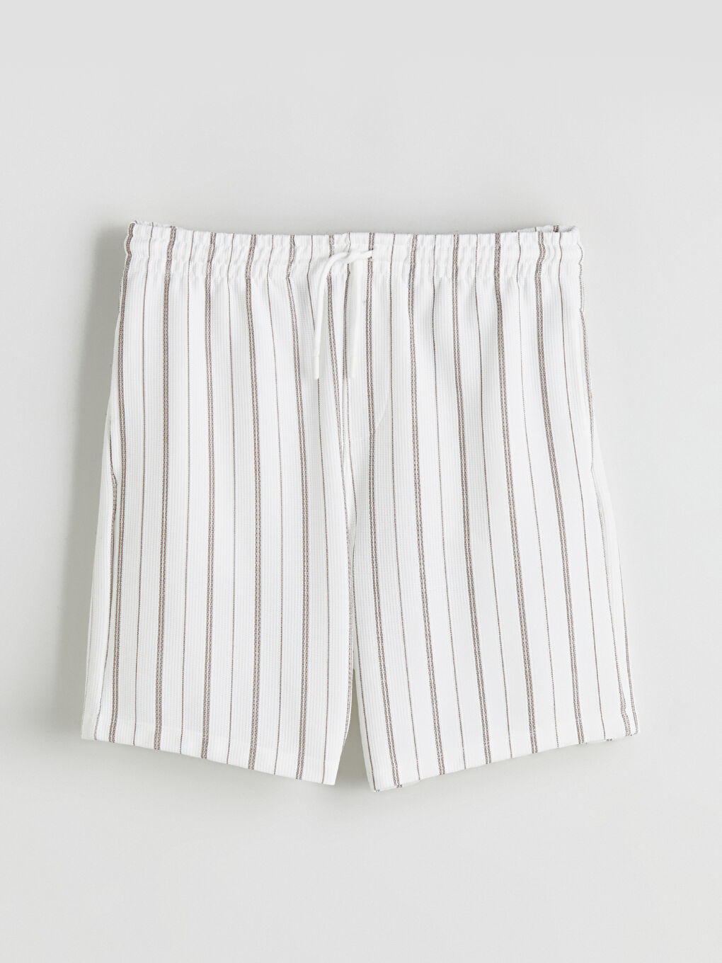 Bej Standart Kalıp Çizgili Erkek Şort-4