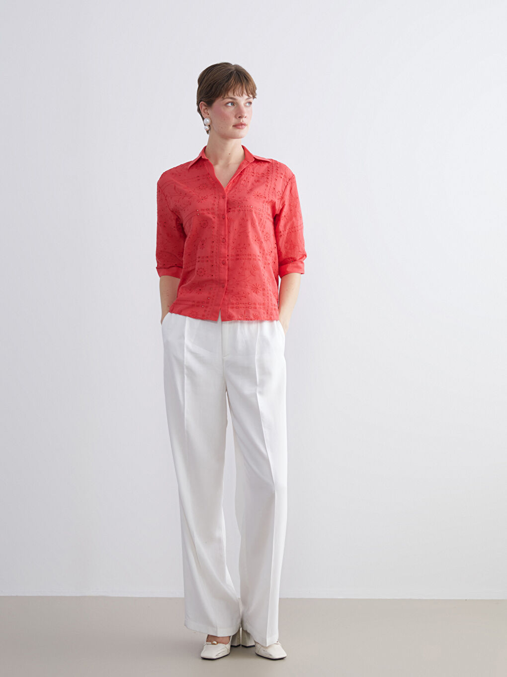 Kırmızı Ajurlu Brode Kadın Gömlek-1