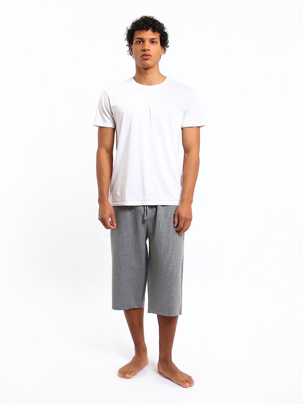 شورت بيجامة رجالي بقصة عادية