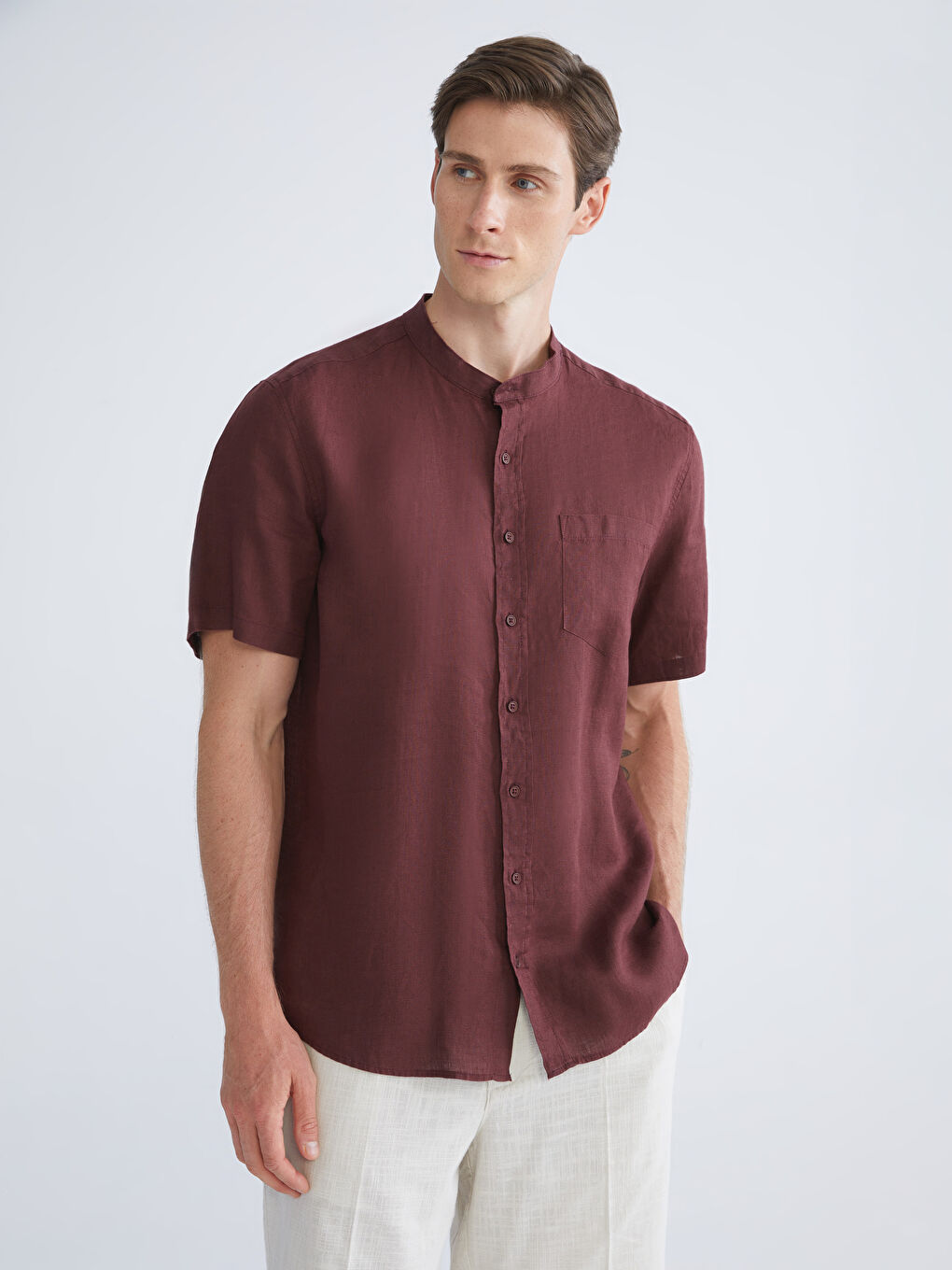 Mürdüm Regular Fit Hakim Yaka Kısa Kollu %100 Keten Erkek Gömlek