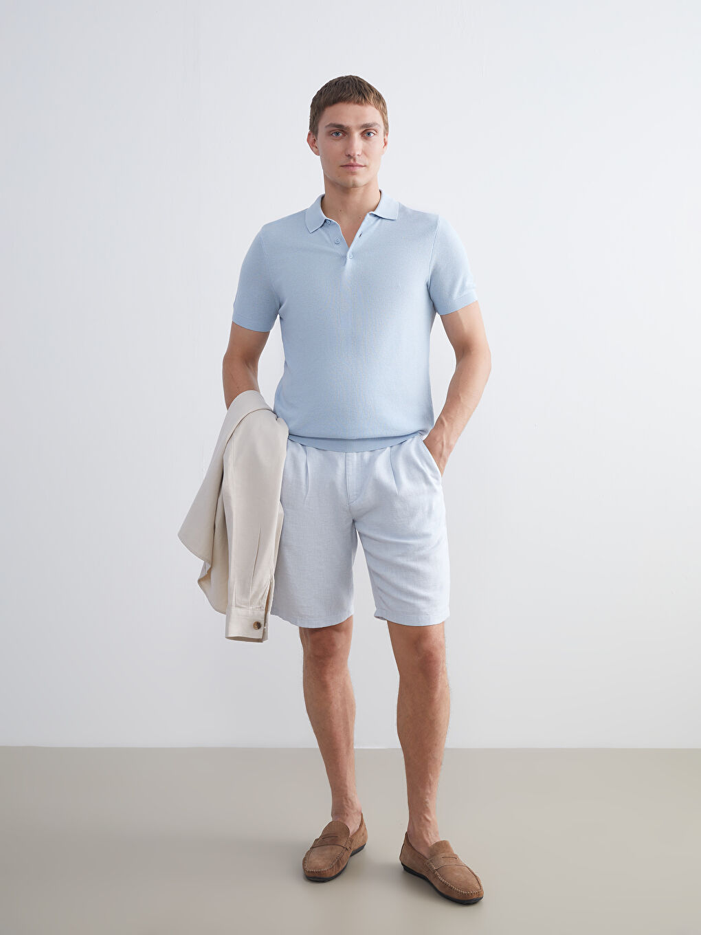 Mavi Standart Kalıp Keten Karışımlı Erkek Şort