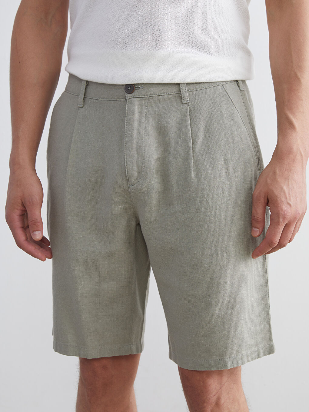 Standard Fit Linen Blend Men's Shorts-2