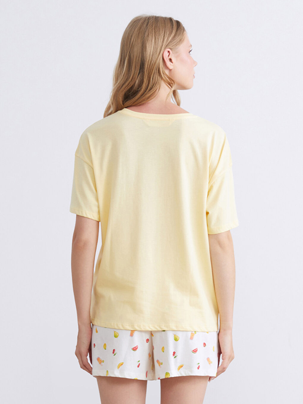 Sarı Bisiklet Yaka Karpuz Baskılı Kadın Pijama Üstü-3