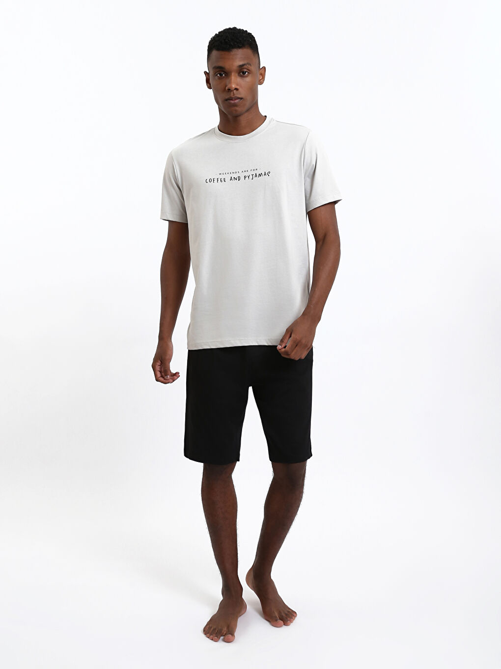 طقم بيجامة قصير عادي للرجال-1