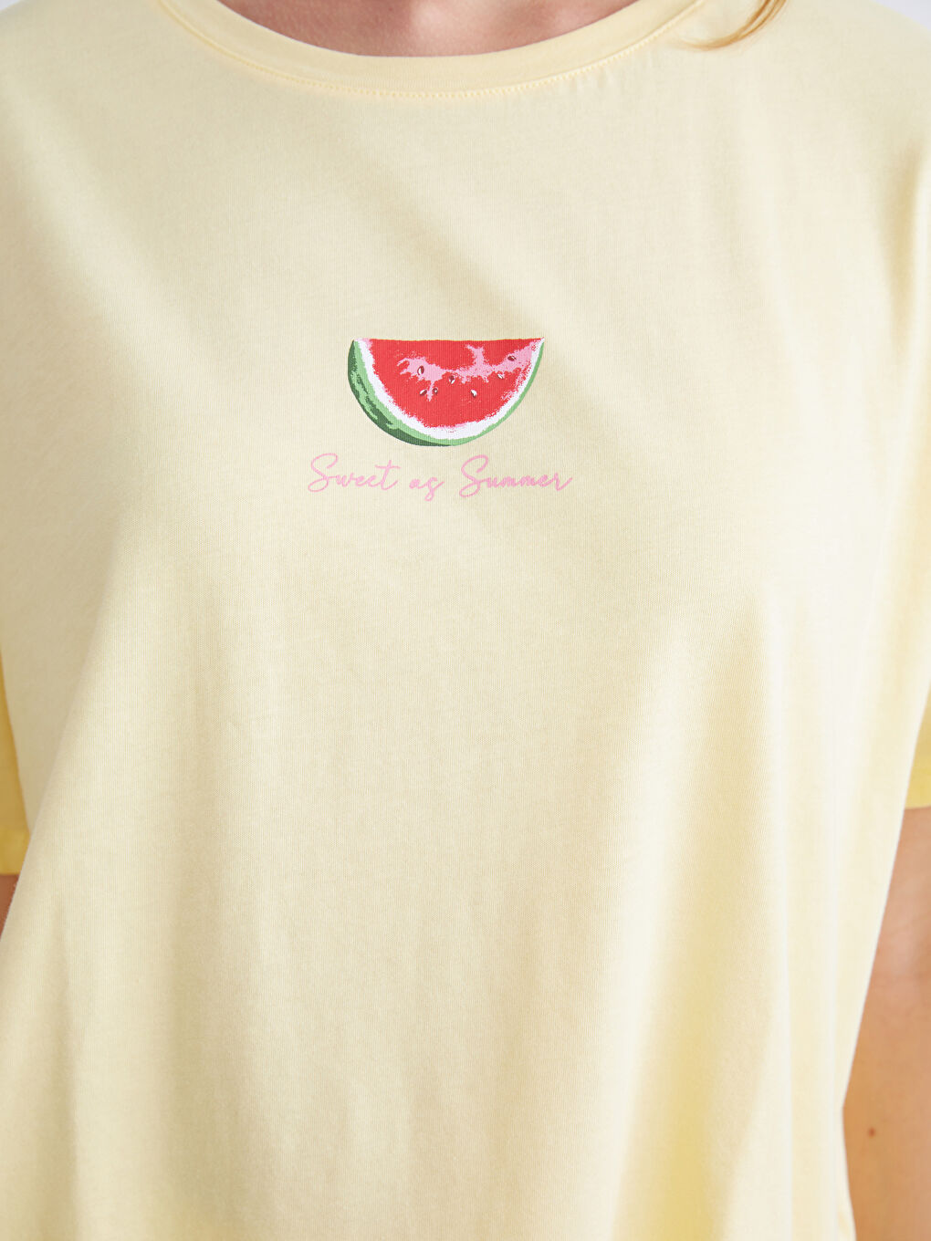 Ekru Bisiklet Yaka Baskılı Kadın Şortlu Pijama Takımı-2