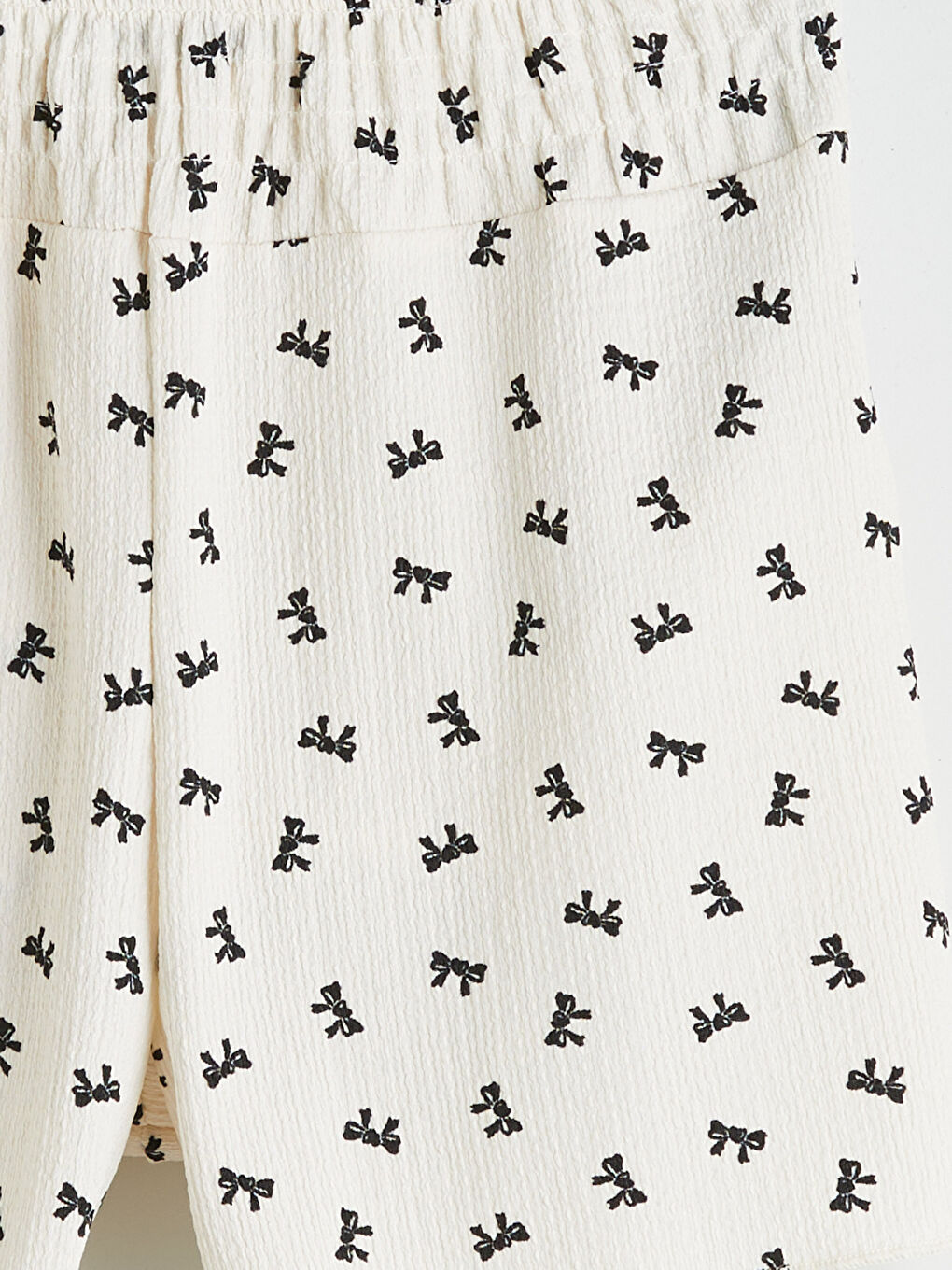 Ekru Beli Lastikli Fiyonk Baskılı Kız Çocuk Şort-2