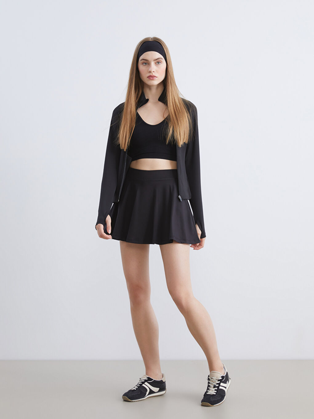 Siyah Beli Lastikli Spor Şort Etek