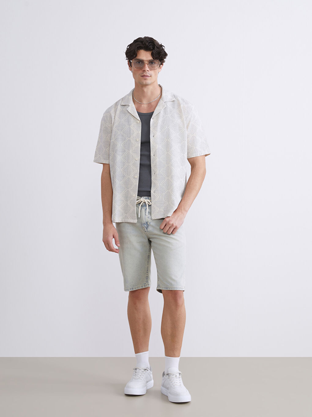 İndigo Standart Kalıp Erkek Jean Şort