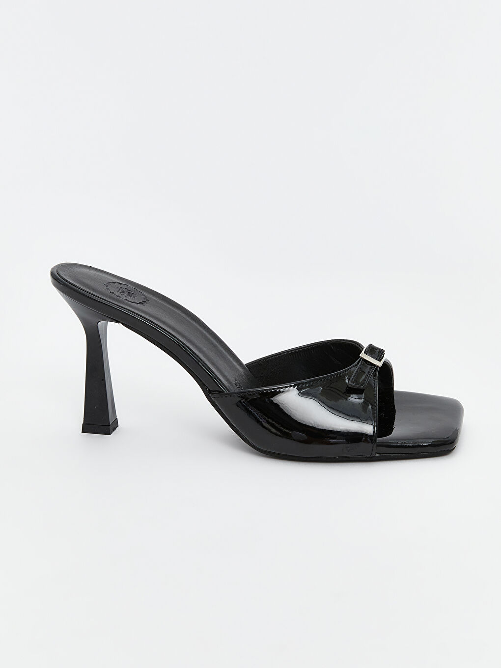 Siyah Kare Burun Kadın Topuklu Ayakkabı-1